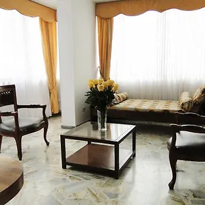 Apartahotel Apartasuites Montecarlo, Cali